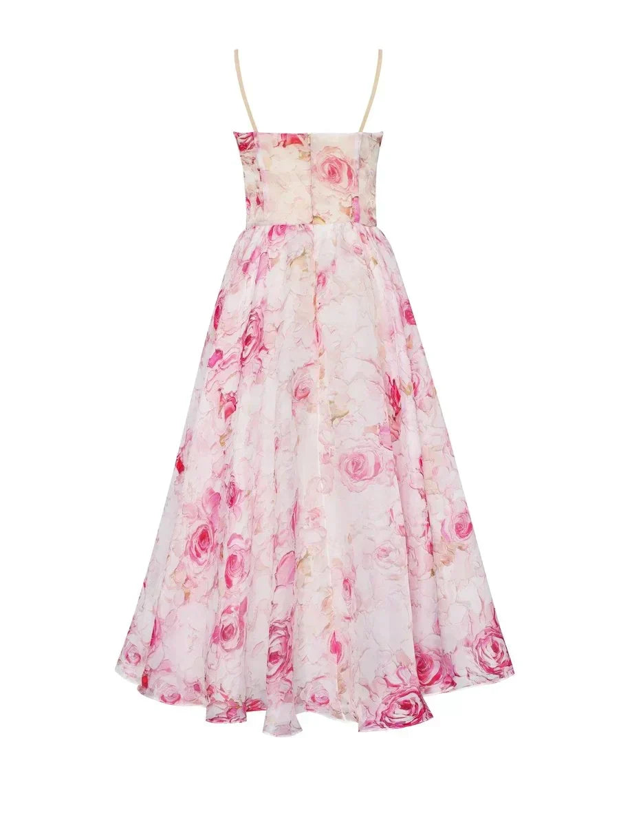 Kelly Luxuriöses trägerloses Kleid