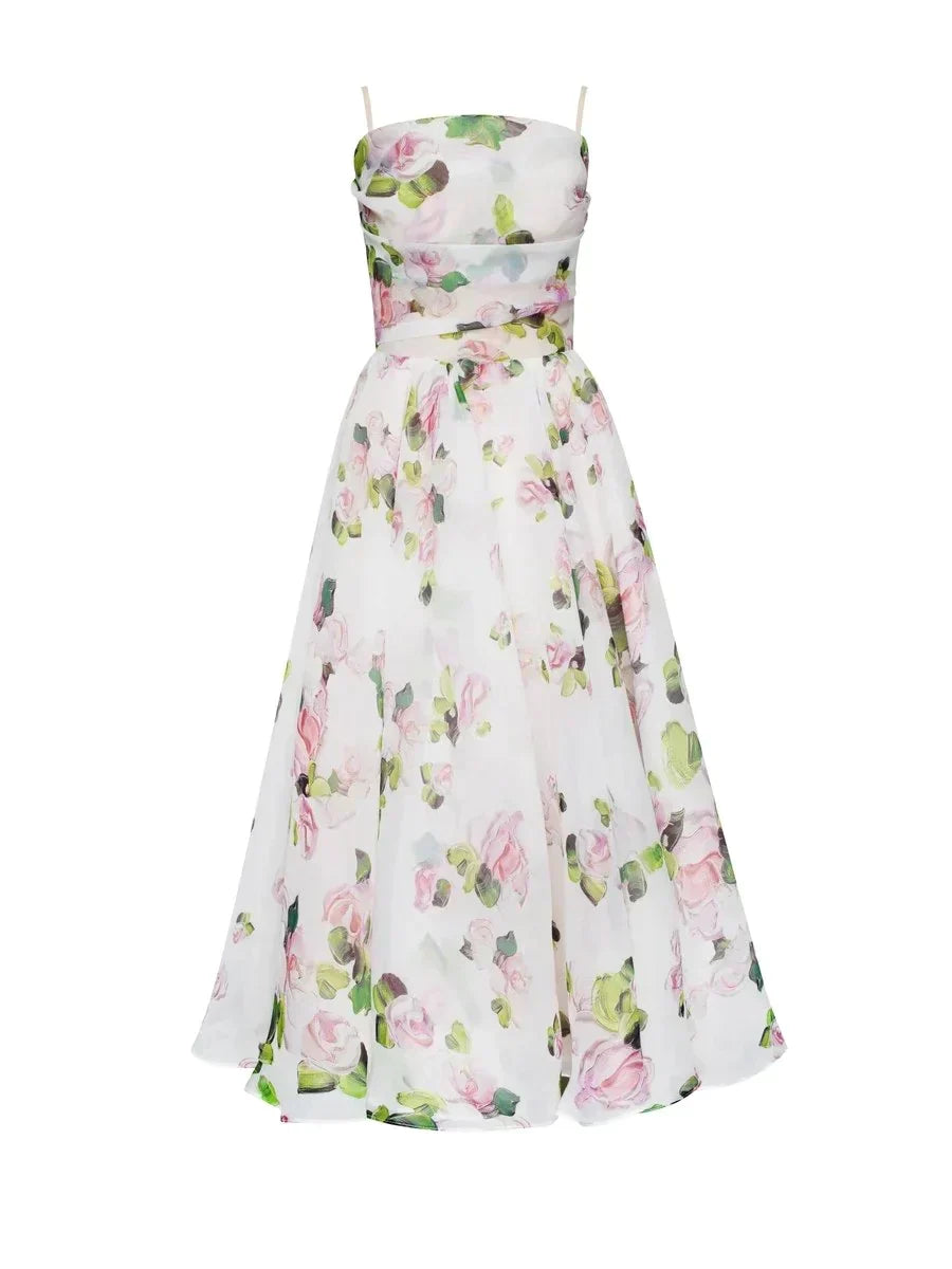 Kelly Luxuriöses trägerloses Kleid