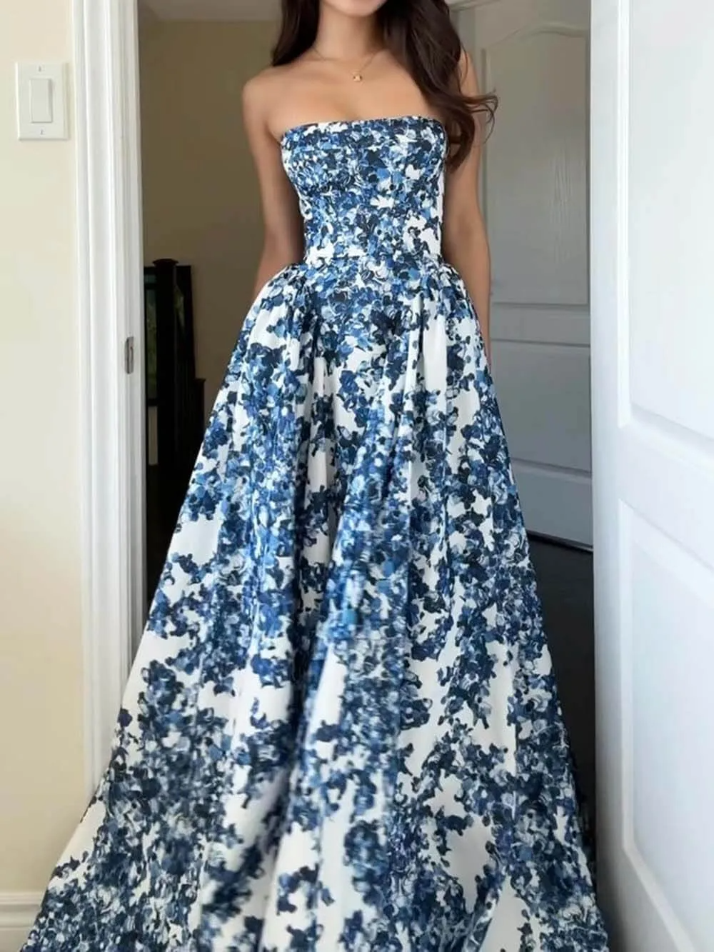 Aitana | Elegantes Kleid