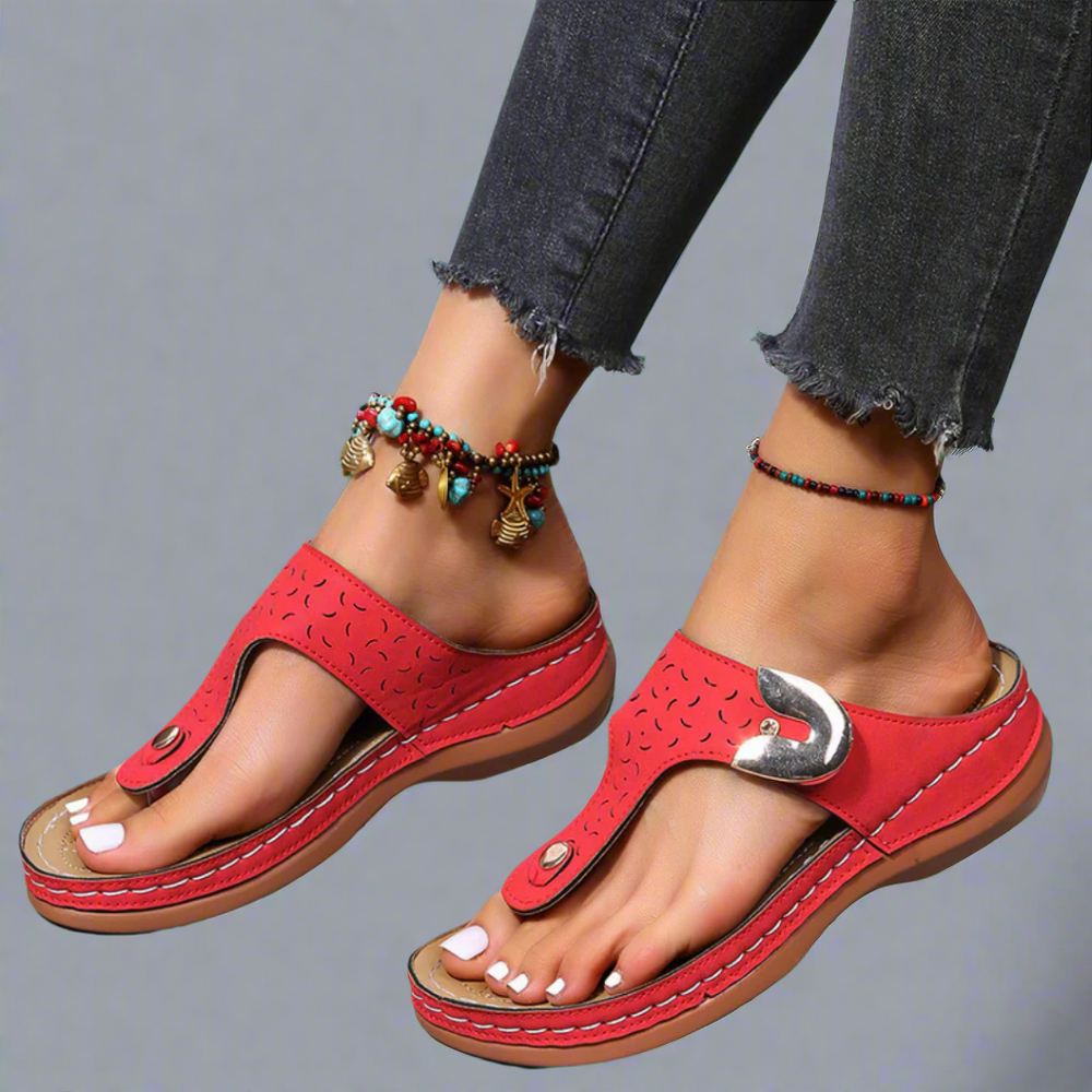 Cameron | Zehenstegsandalen mit Schnalle