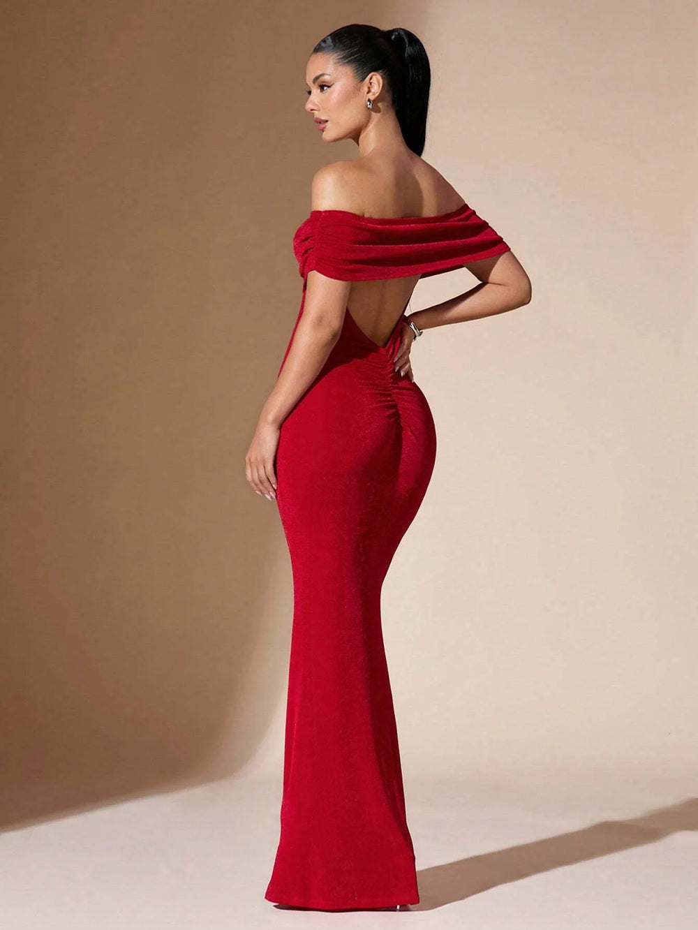 Julina | Schulterfreies Kleid