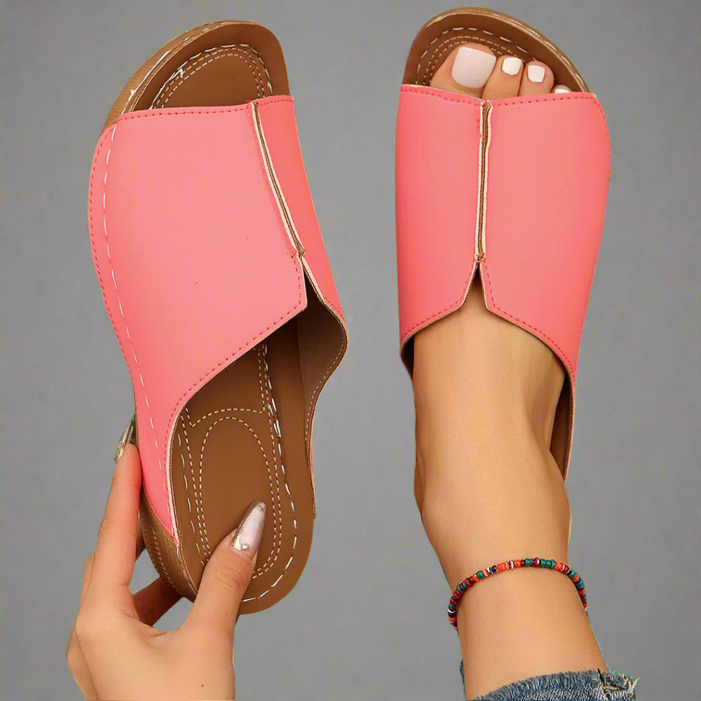 Miri | handgefertigte Wedgesandalen aus Premium-Material