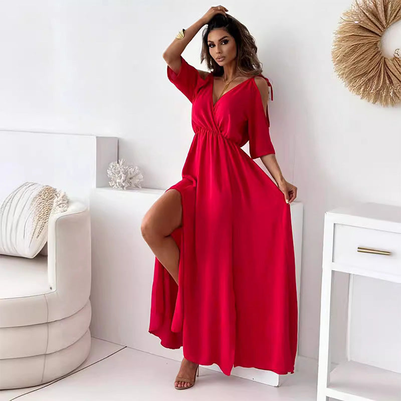 Aurora | Figurbetontes Kleid mit V-Ausschnitt und seitlichem Schlitz