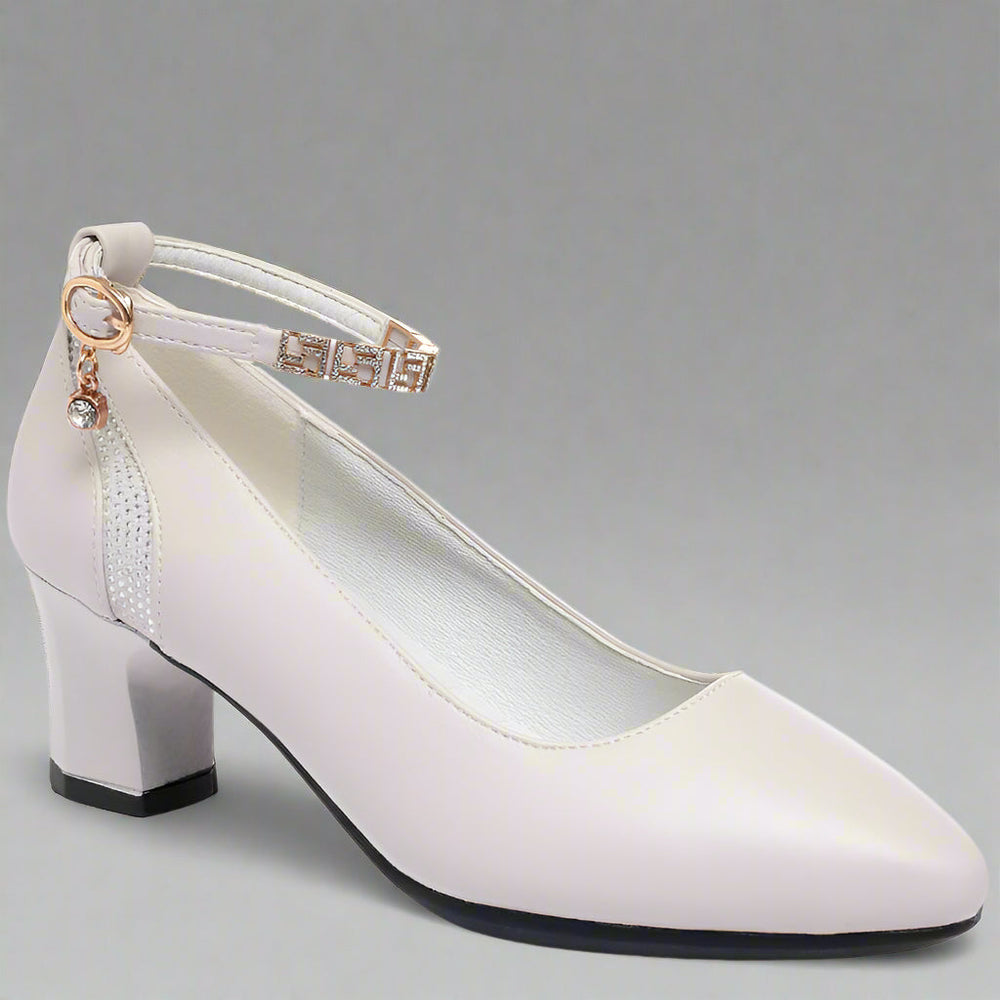 Iselin | Pumps aus Premium-Lackleder für Ihren Bürostil