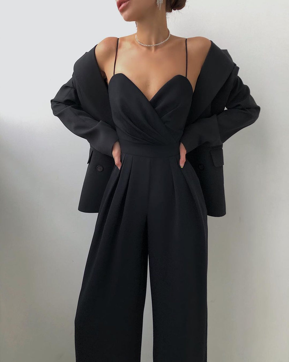 Rebecca | Overall mit geradem Bein, hoher Taille und feinen Trägern