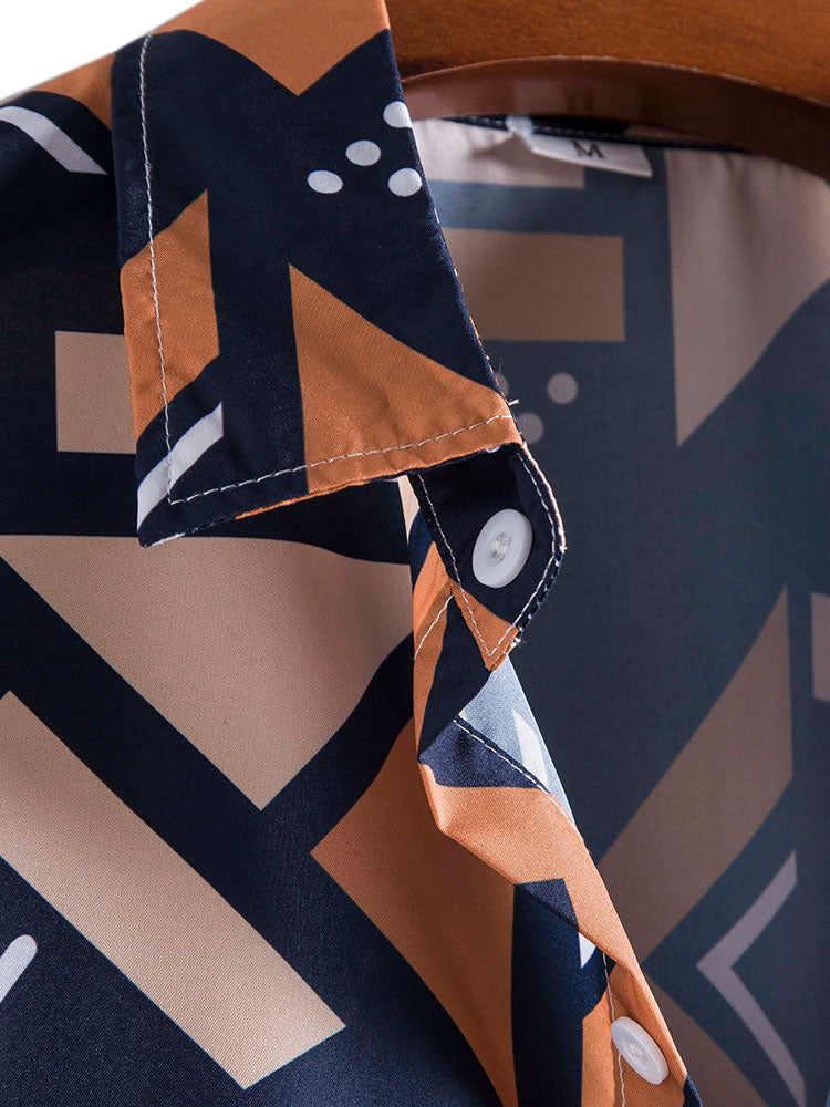 Hemd mit geometrischem Muster & Badehose