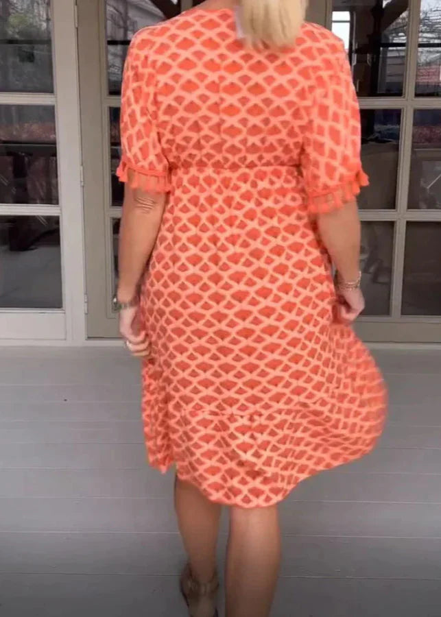 Ella | Bequemes, locker sitzendes Midikleid