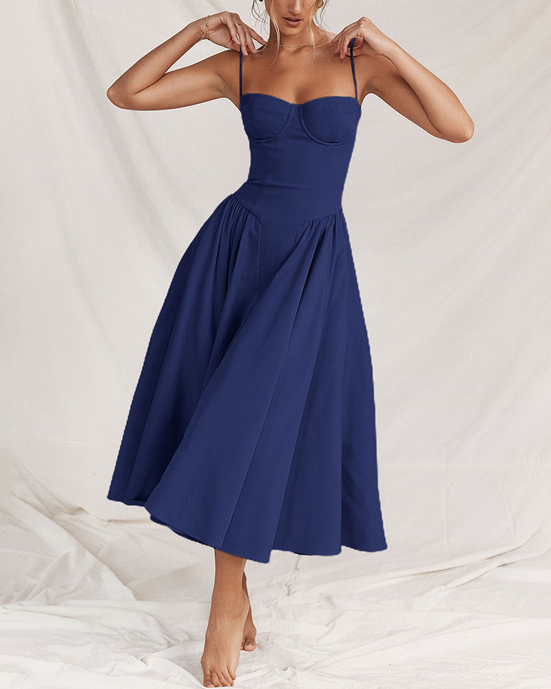 Queralt | Trägerkleid mit Taillenschnitt
