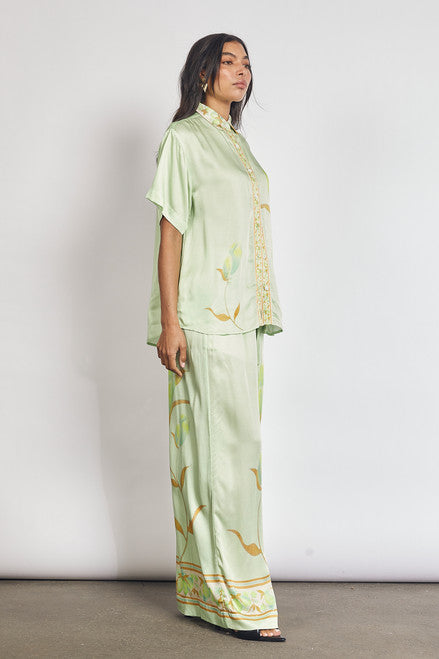 Niah | Zweiteiliges Blumen-Set mit Kurzarmhemd und weiten Hosen mit Taschen und Taillenkordel