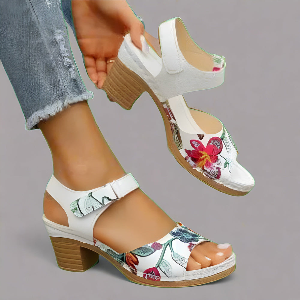 Elsa | Handgefertigte Peeptoe-Sandalen