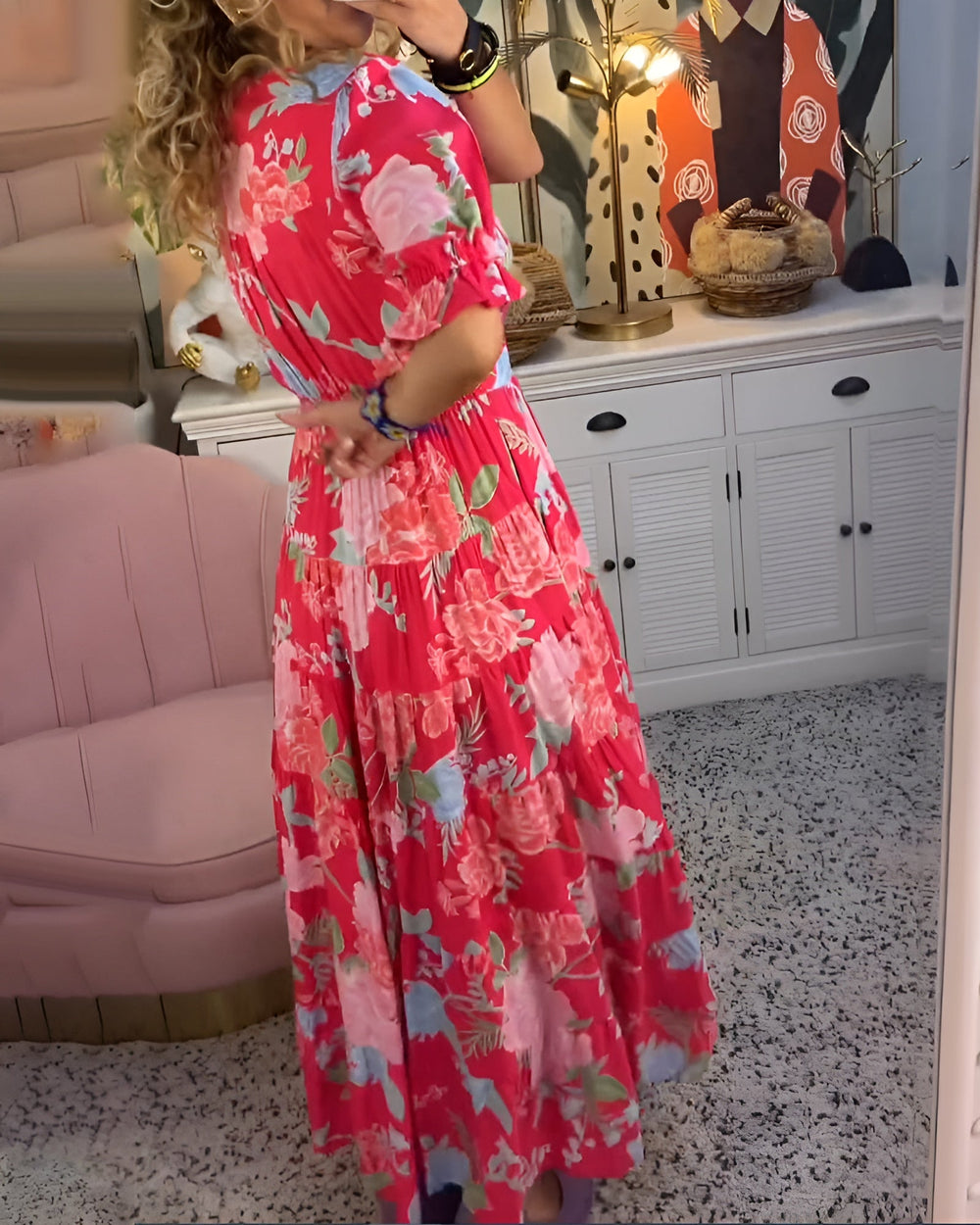 Carine | Kleid mit V-Ausschnitt, Taschen und Blumenmuster