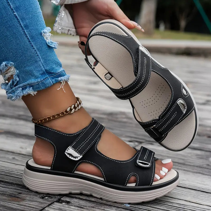 Alia | Bequeme Keilabsatz-Sandalen mit Knöchelriemen