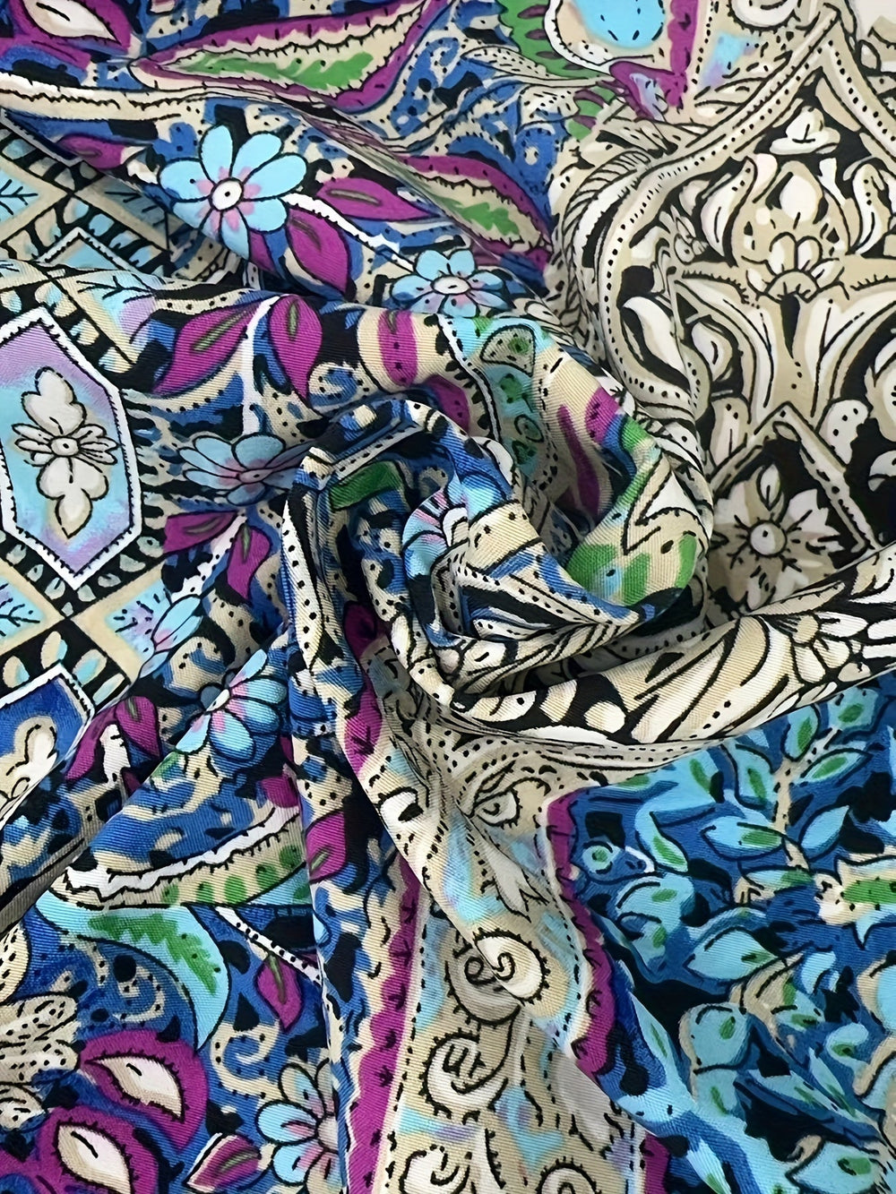 Hazel | Paisley-Print Halterkleid