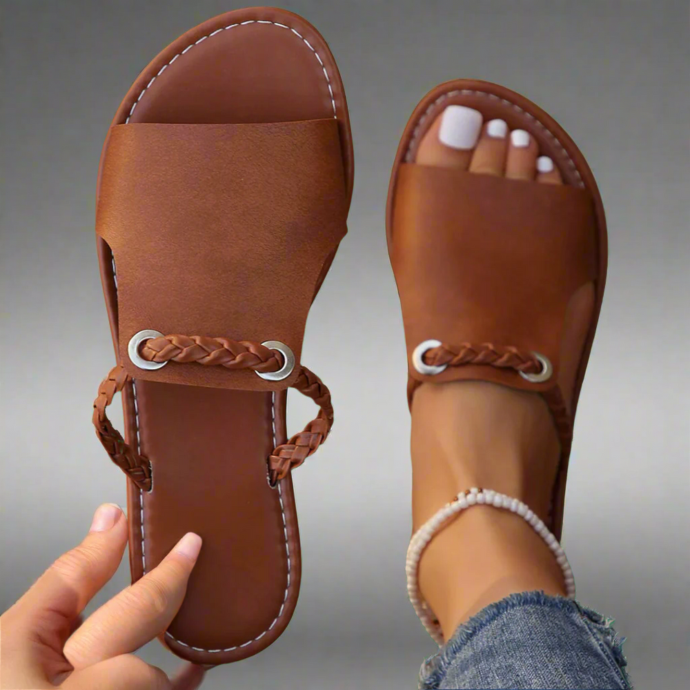Zettergren | Handgefertigte flache Sandalen aus Premiummaterial