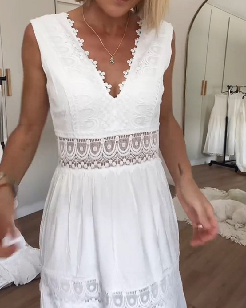 Kim | Elegantes Spitzenkleid mit V-Ausschnitt