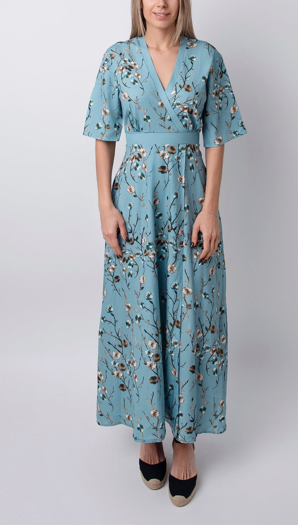 Helena | Kleid mit halblangen Ärmeln und Blumenmuster