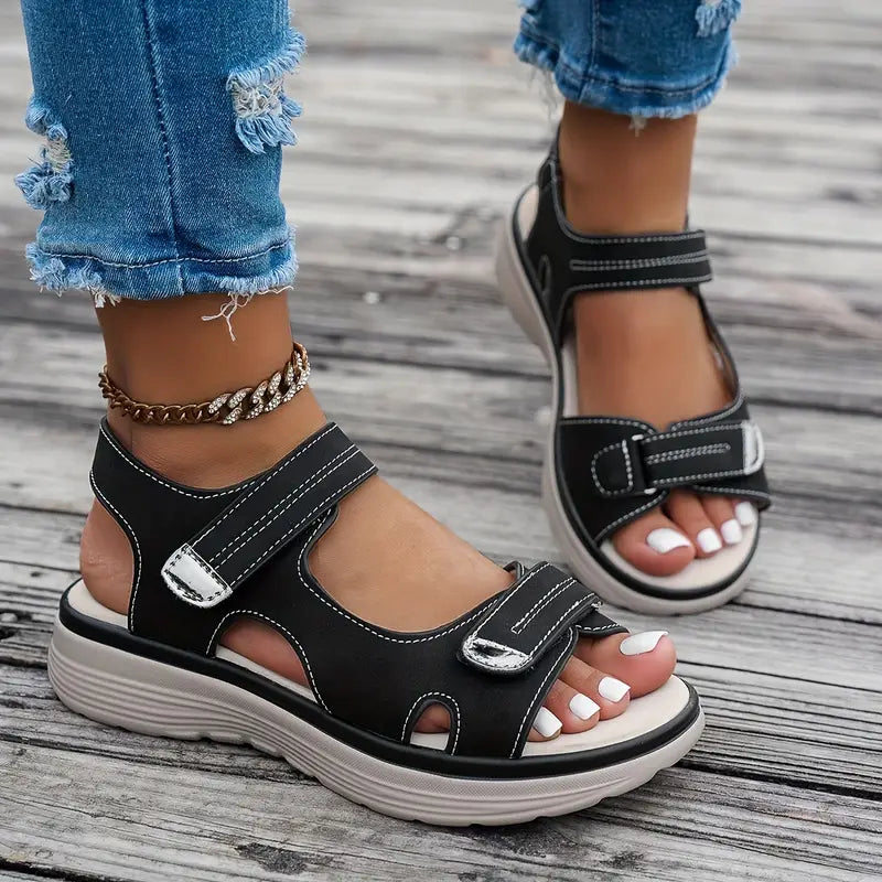 Alia | Bequeme Keilabsatz-Sandalen mit Knöchelriemen
