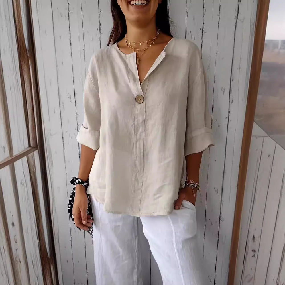 Oriana | Zeitlose Bluse mit Ausschnitt