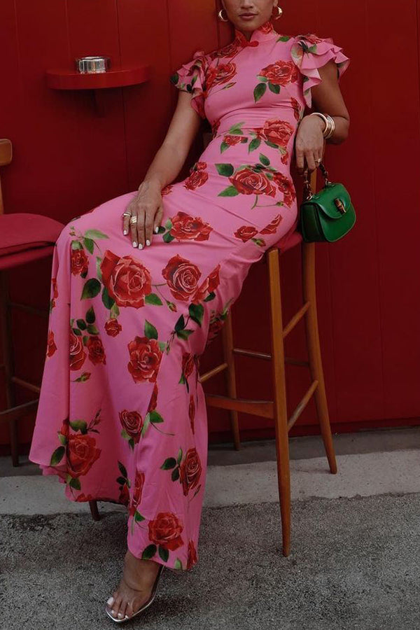 Lenia | Modernes Kleid mit Stehkragen und ausgestellten Ärmeln