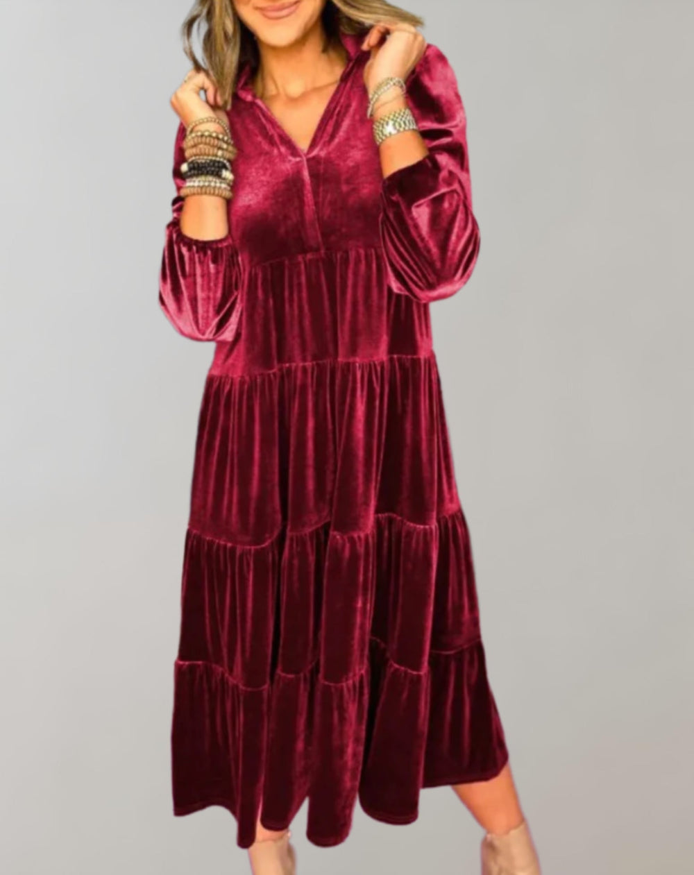 Jade | Locker sitzendes Samtkleid mit V-Ausschnitt