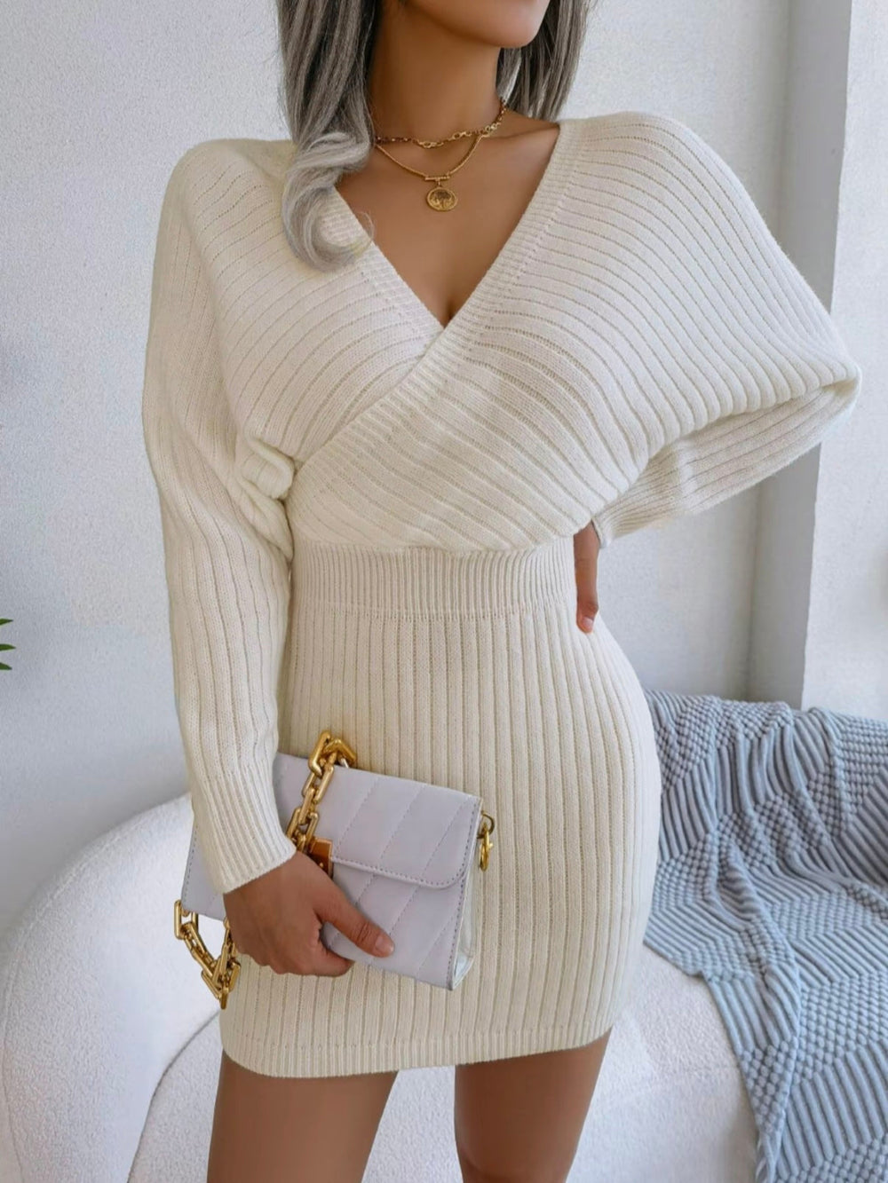 Chloe | V-Ausschnitt Strickkleid