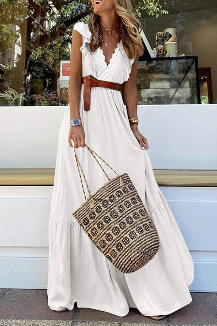 Blanca | Maxikleid aus Spitze mit V-Ausschnitt und Volant