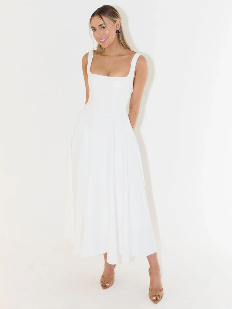 Lucinda | Kleid mit purpurroter Eleganz