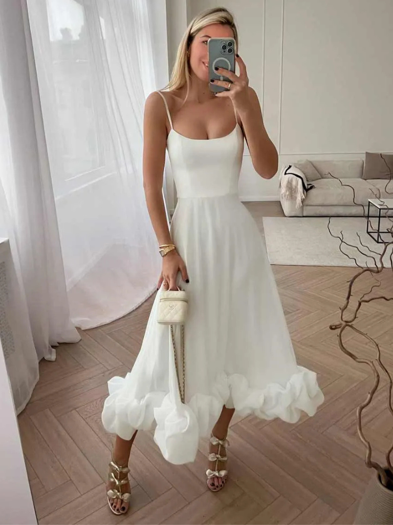 Violet | Elegantes Rüschenkleid