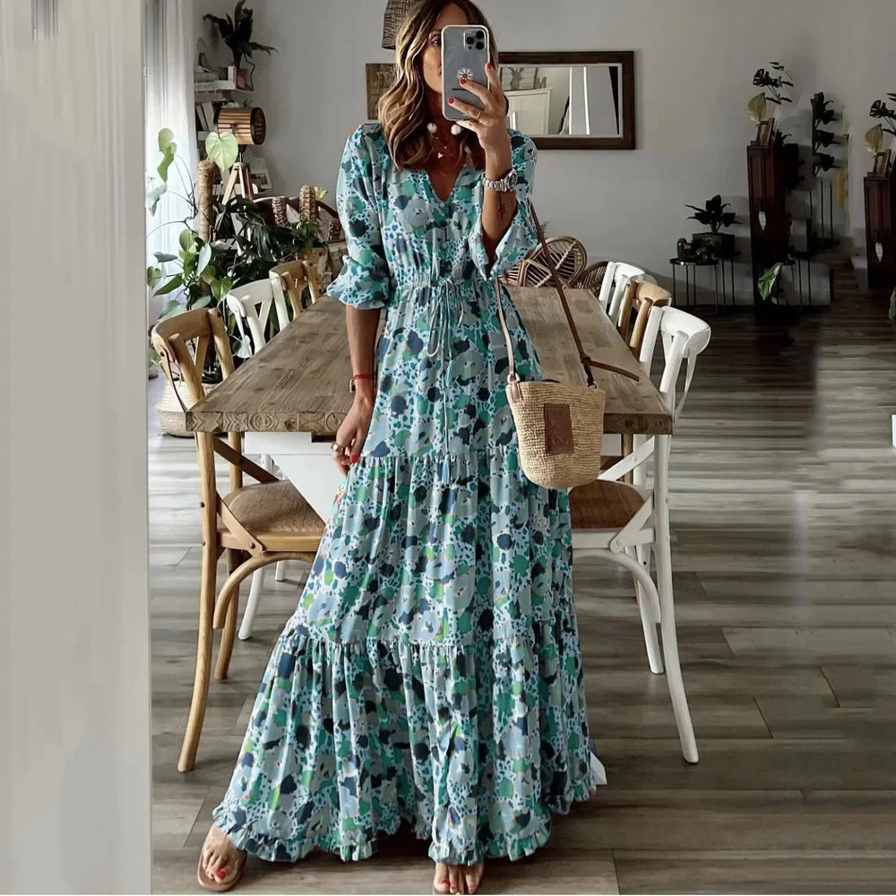 Liora | Bedrucktes Maxikleid mit V-Ausschnitt und Schwung