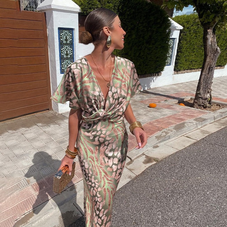 Roxana | Elegantes Langarmkleid mit Geflochtenen Details am Ausschnitt