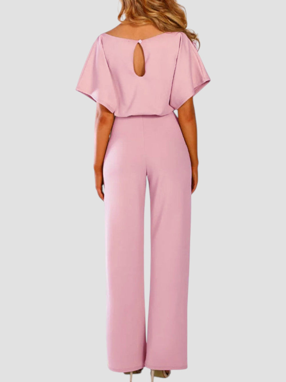 Antoniya | Overall