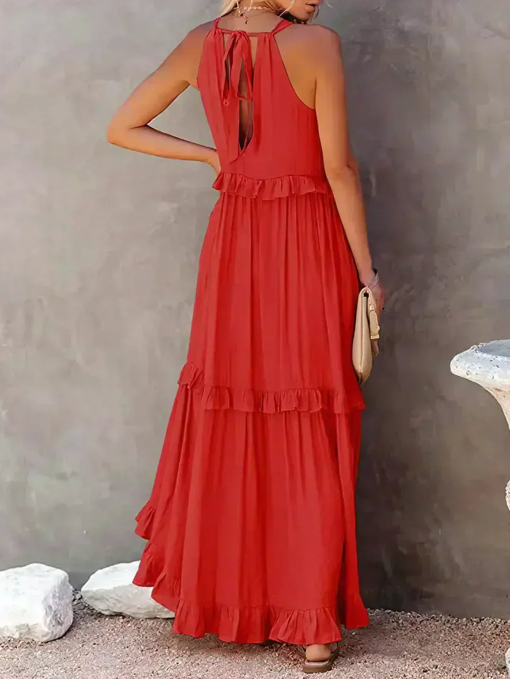 Sarah | Maxikleid mit Rüschen und Halterneck