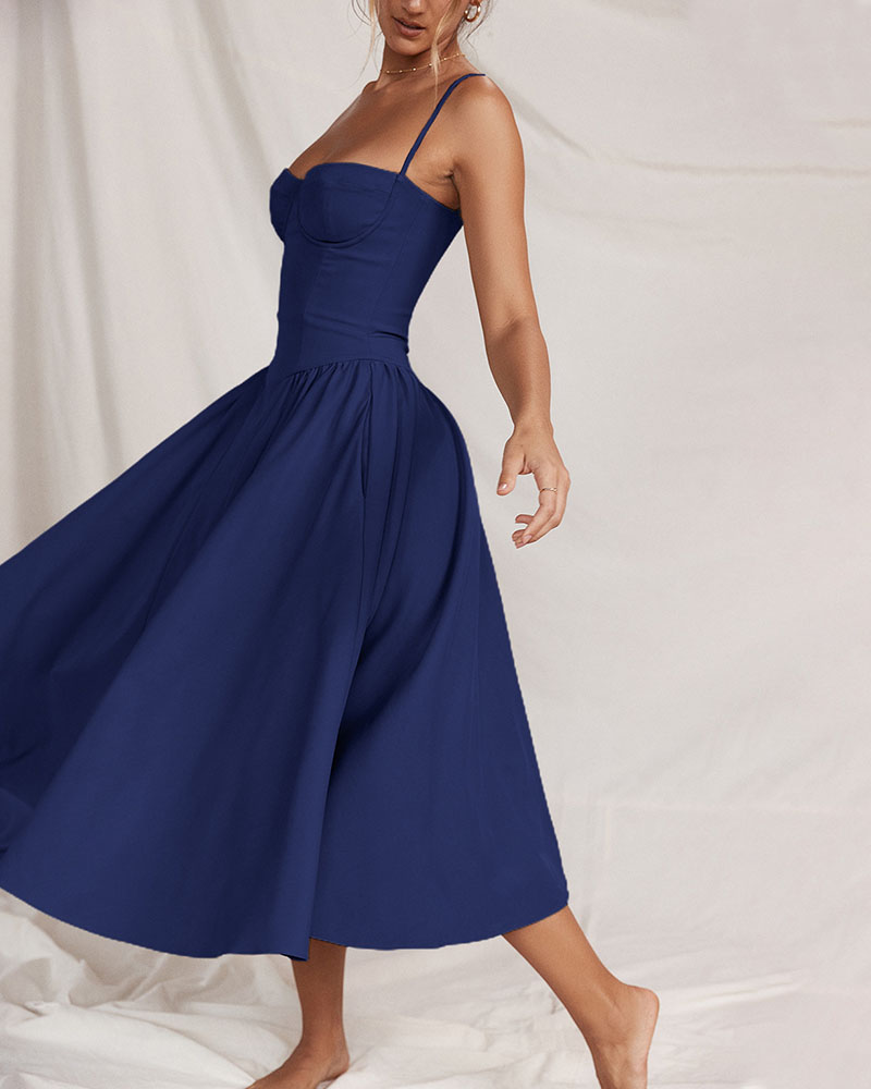 Queralt | Trägerkleid mit Taillenschnitt