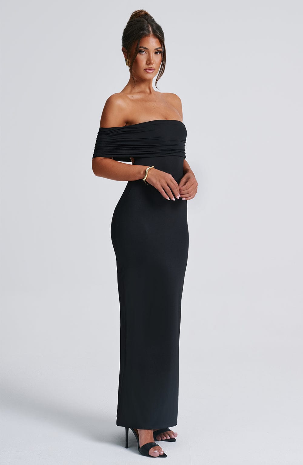 Isadora | Off-Shoulder Maxikleid