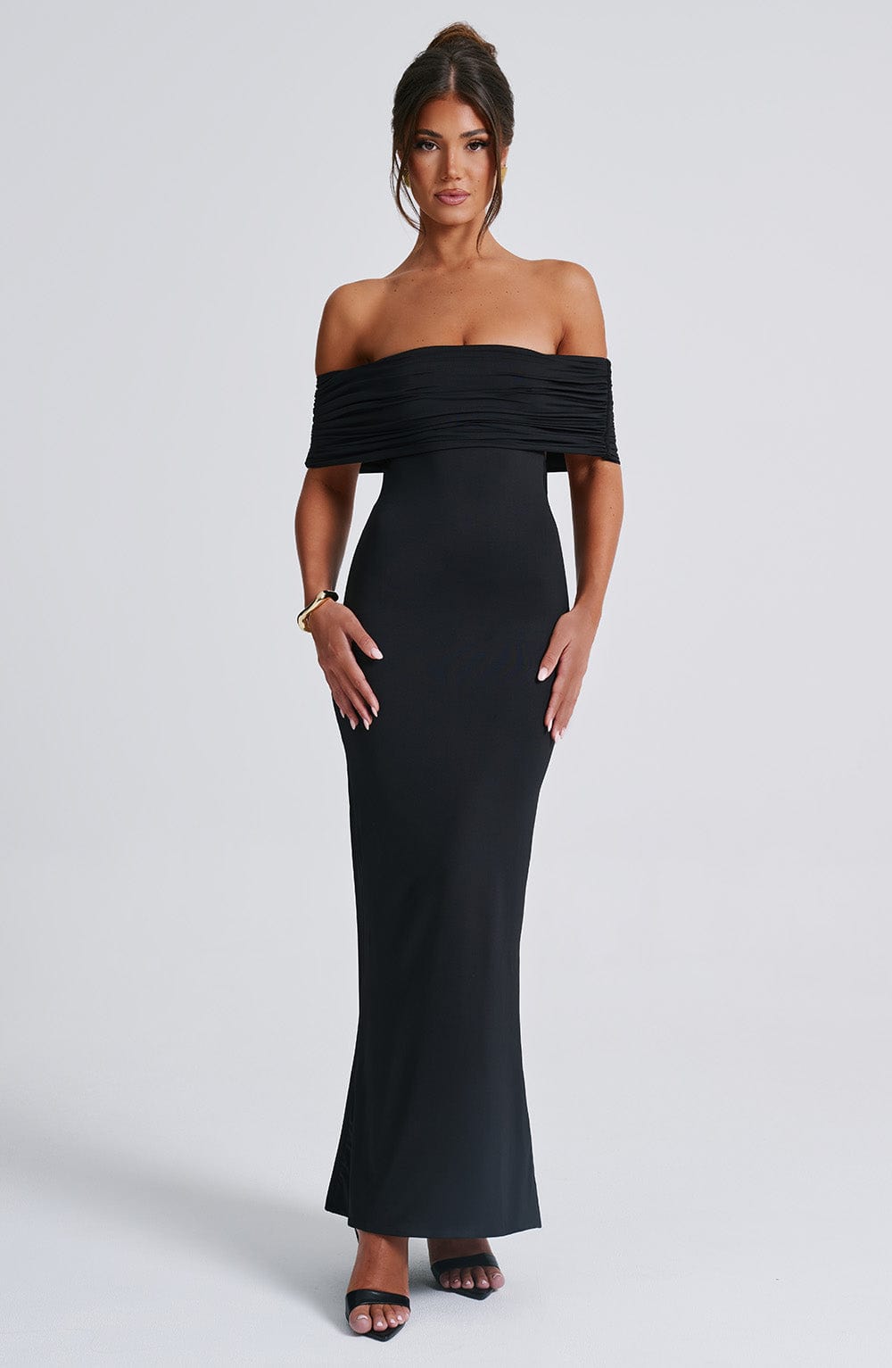 Isadora | Schulterfreies Maxikleid