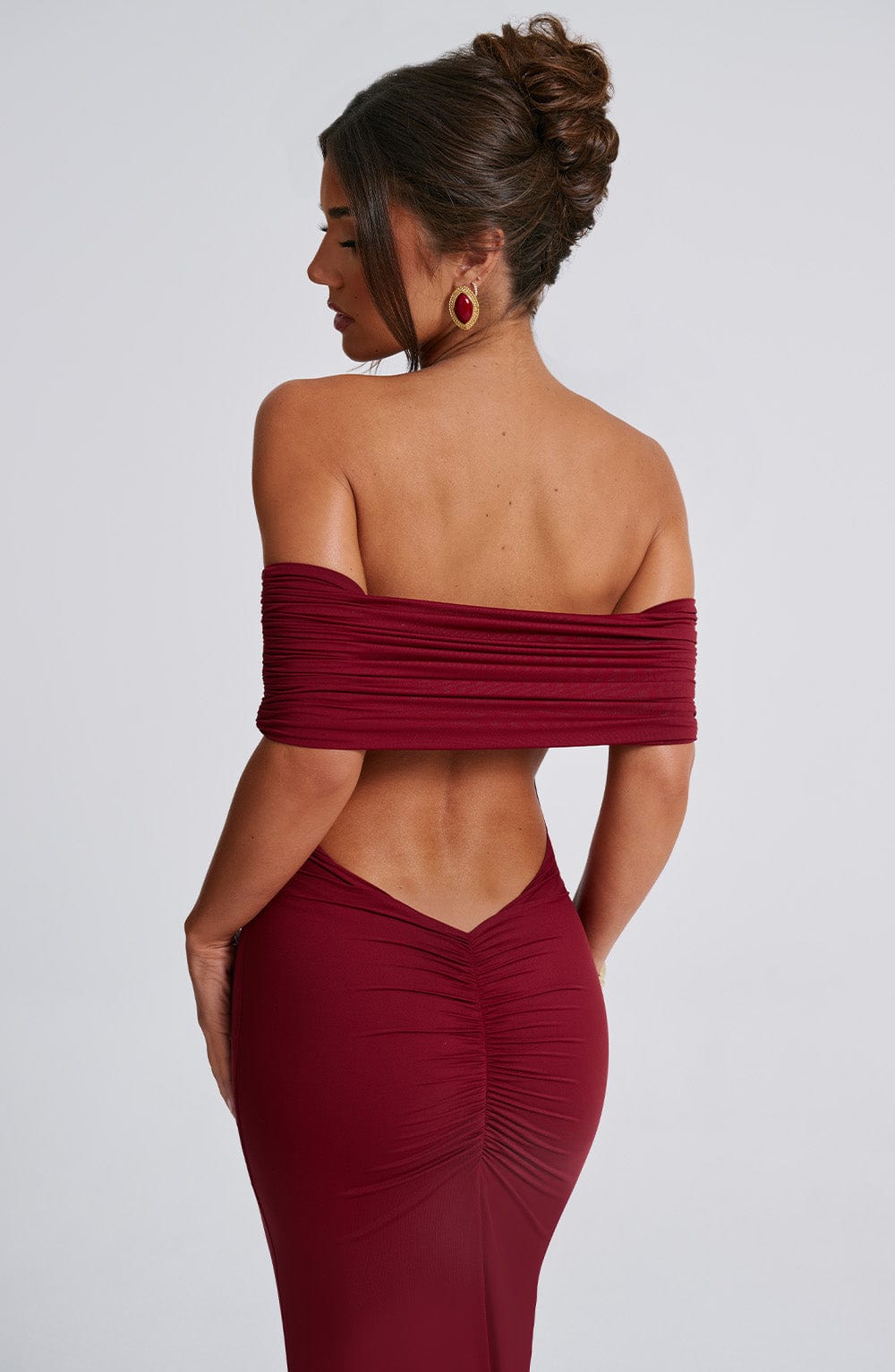 Isadora | Schulterfreies Maxikleid
