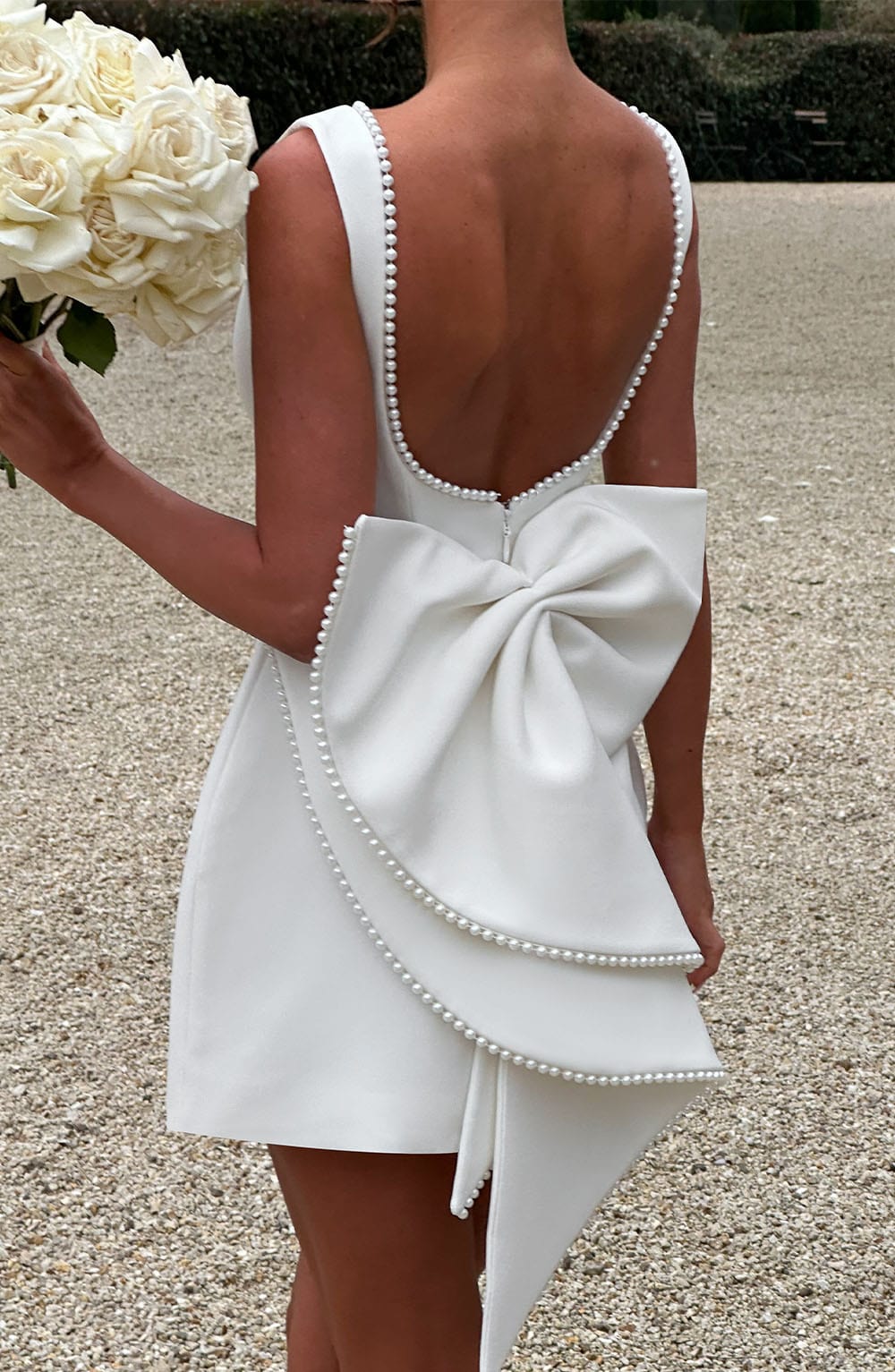 Gliona | Kleid mit Perlenbindung
