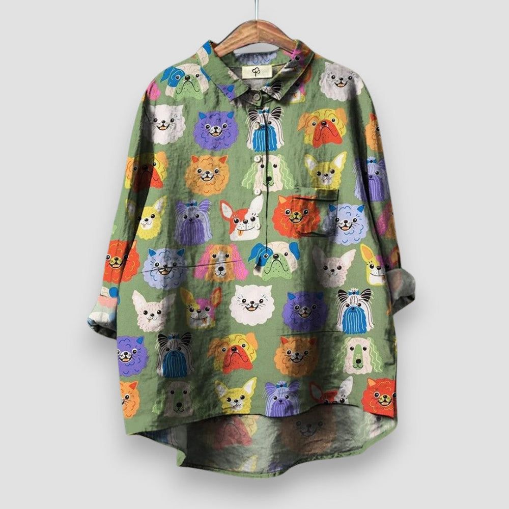 Vespera | Verspielte Welpenmuster Bluse