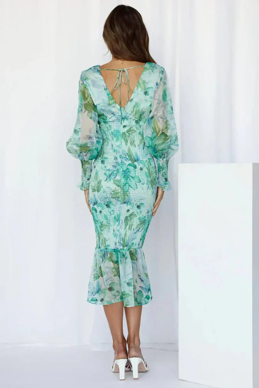 Millie | Atemberaubendes Blumenkleid