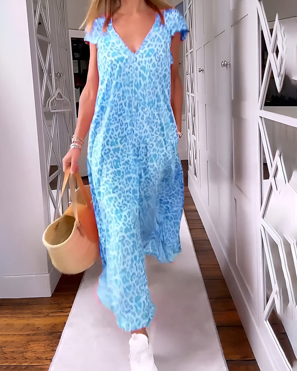 Véronique | Langes Kleid mit V-Ausschnitt, kurzem Ärmel und Print