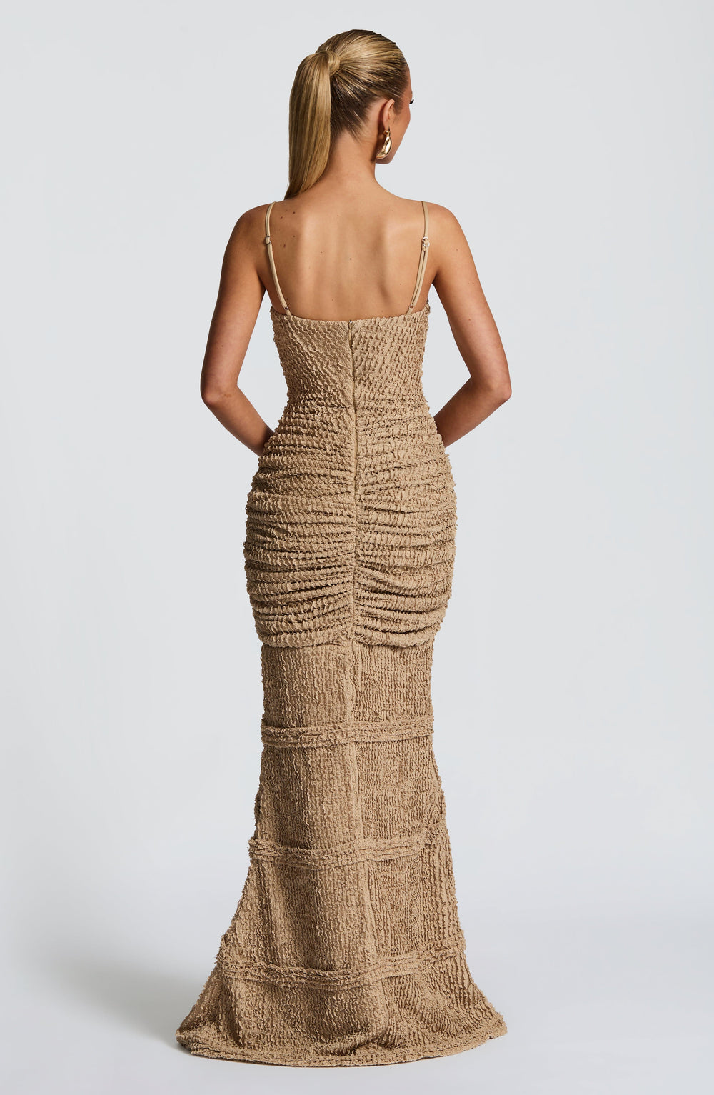 Sienna | Skulpturiertes Glamour-Abendkleid