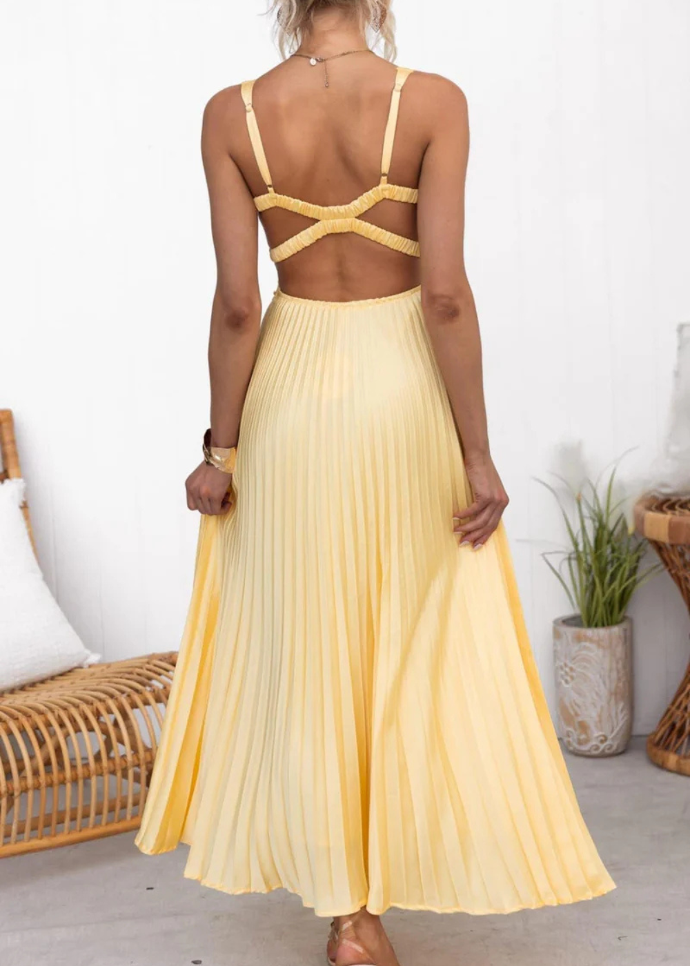 Mabel | Plissiertes Maxikleid mit V-Ausschnitt