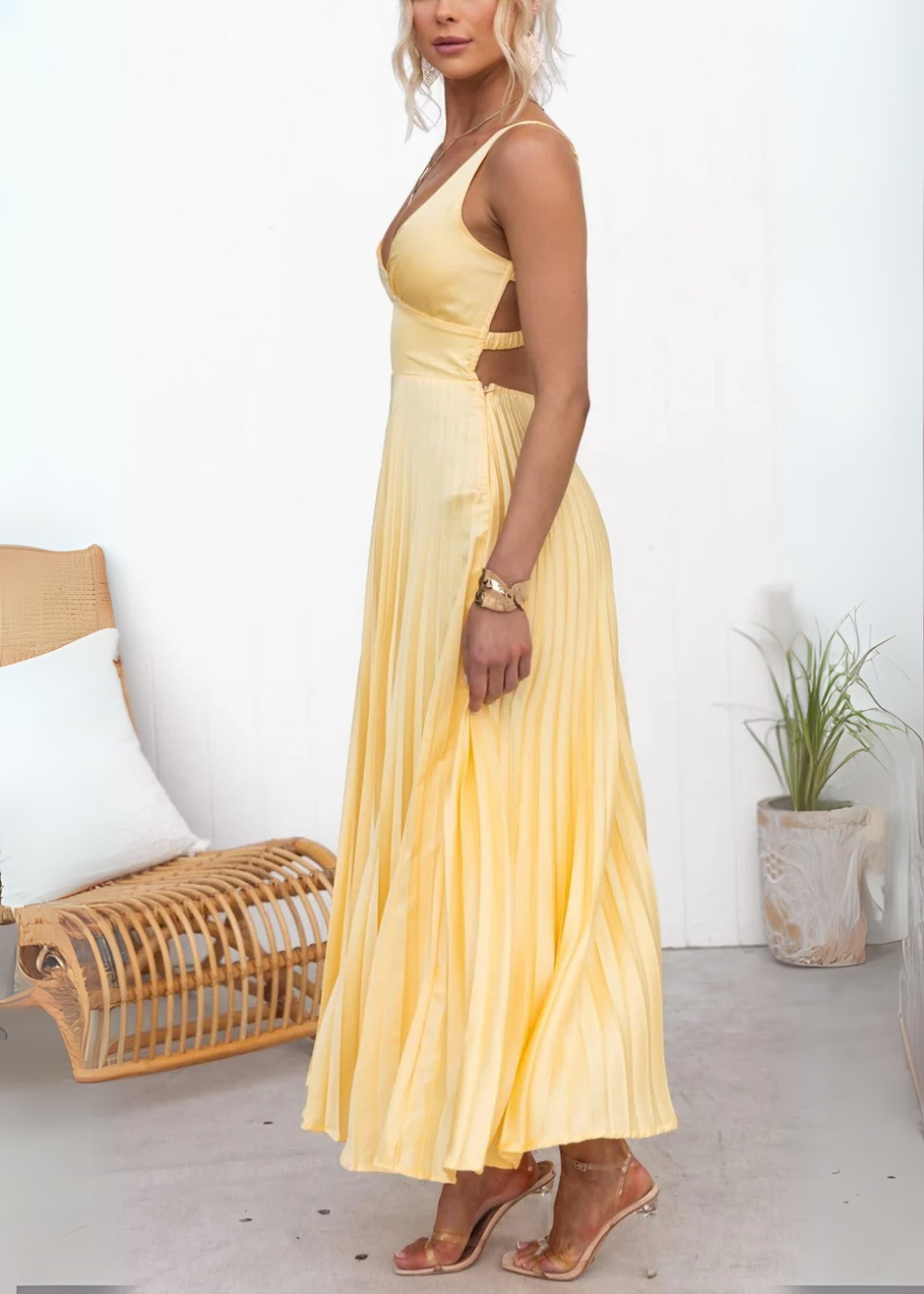 Mabel | Plissiertes Maxikleid mit V-Ausschnitt